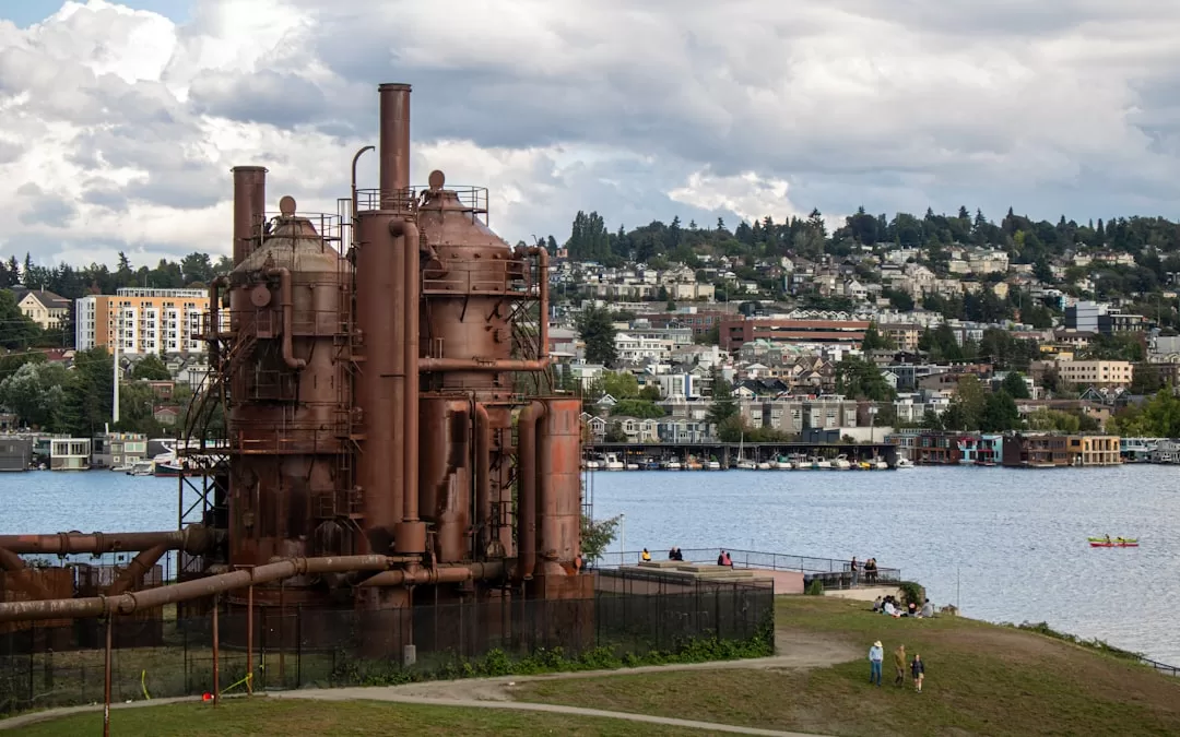 Abandoned and Forgotten Wonders That Once Drew Crowds